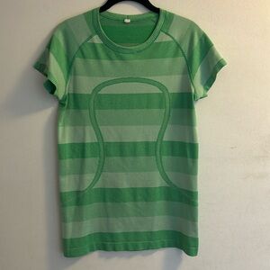 Lululemon Tech short sleeve shirt